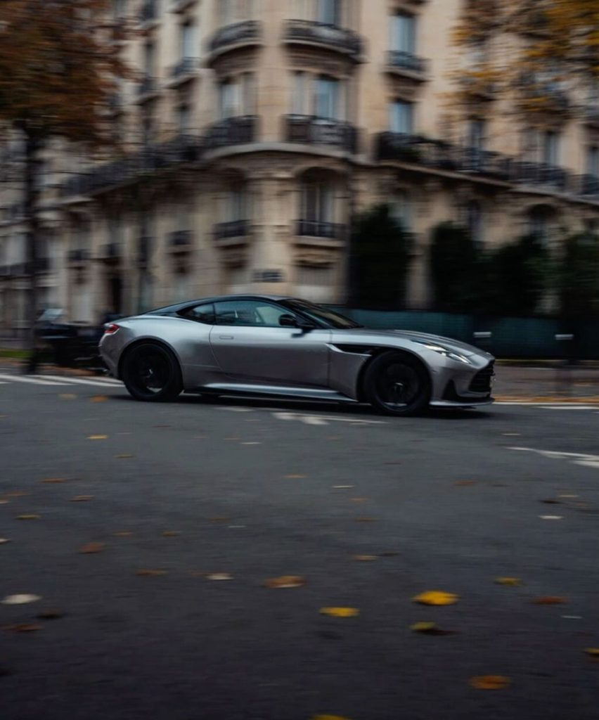 production de contenus pour les réseaux sociaux pour la sortie du jeu vidéo James Bond en France - first light mai 2026
